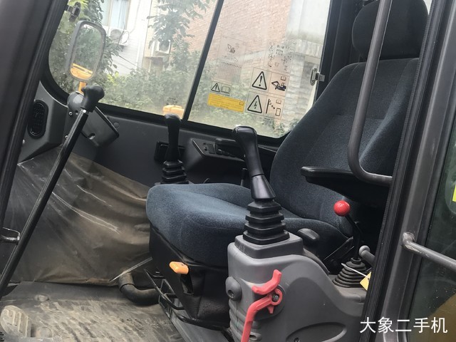 沃尔沃 EC55D 挖掘机