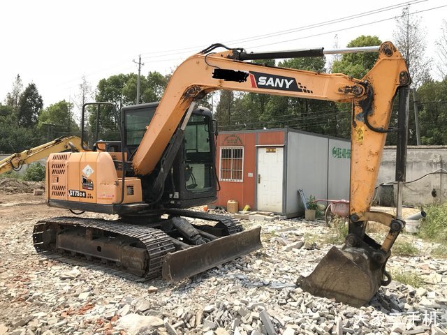 三一重工 SY75C 挖掘机