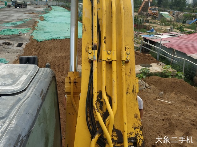 住友 SH210-5 挖掘机