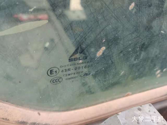 山东临工 E6300F 挖掘机