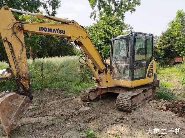 小松 PC56-7 挖掘机