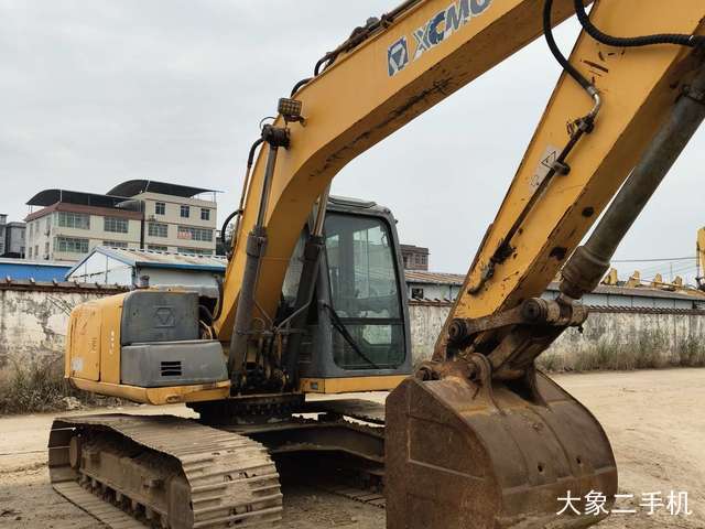 徐工 XE150 挖掘机