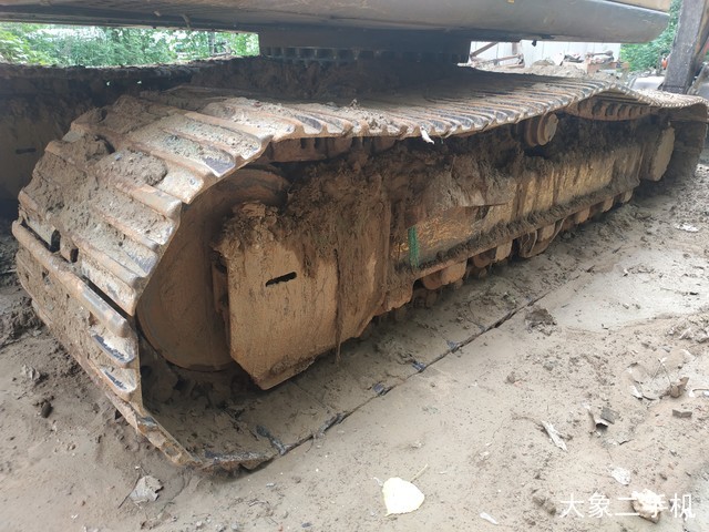 徐工 XE150D 挖掘机