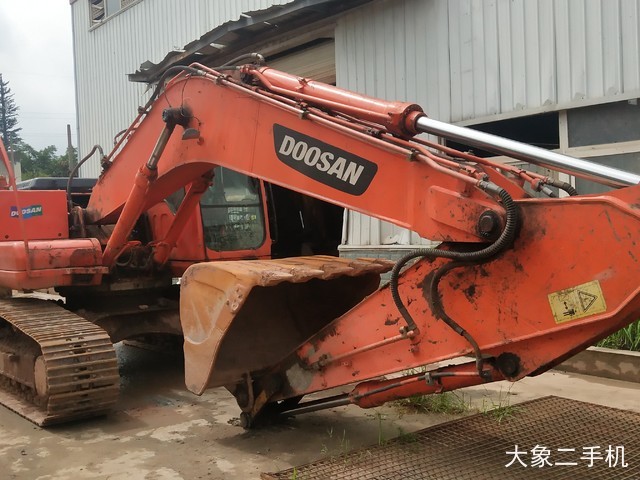 斗山 DH225LC-7 挖掘机