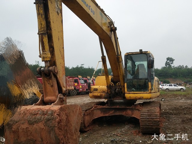 小松 PC270-7 挖掘机