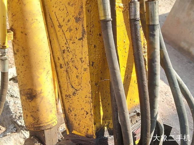 现代 R60-7 挖掘机