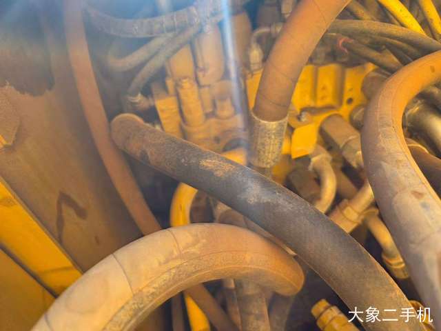 卡特彼勒 318D2L小型液压 挖掘机