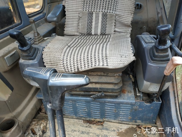 新筑股份 XZ65-8 挖掘机