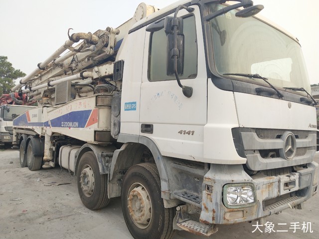 中联重科 ZLJ5413THB125-49 泵车