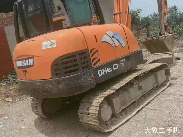 斗山 DH60-7 挖掘机