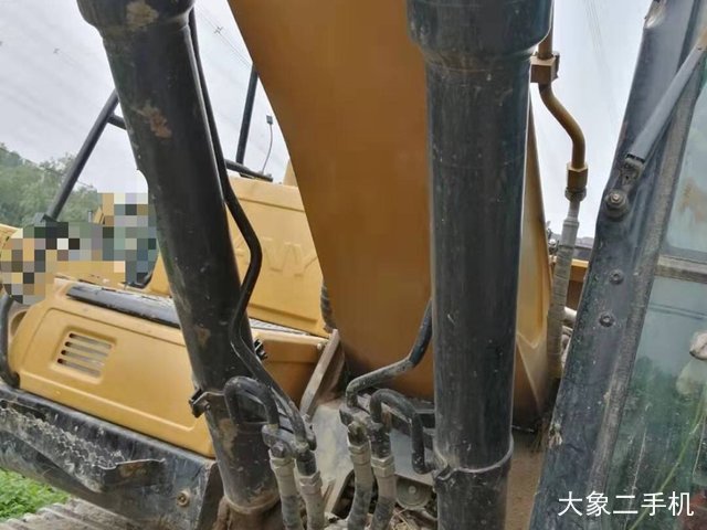 三一重工 SY135C 挖掘机