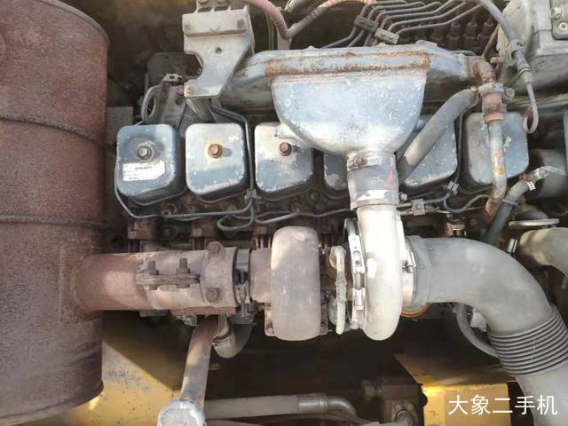 小松 PC220-6 挖掘机