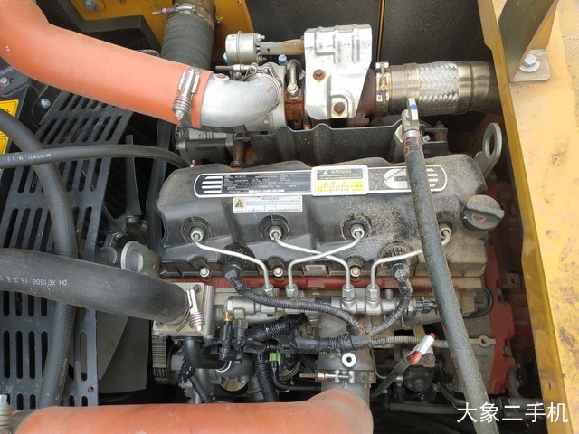 徐工 XE135D 挖掘机