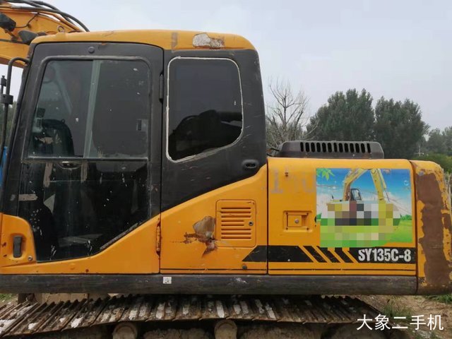 三一重工 SY135C 挖掘机