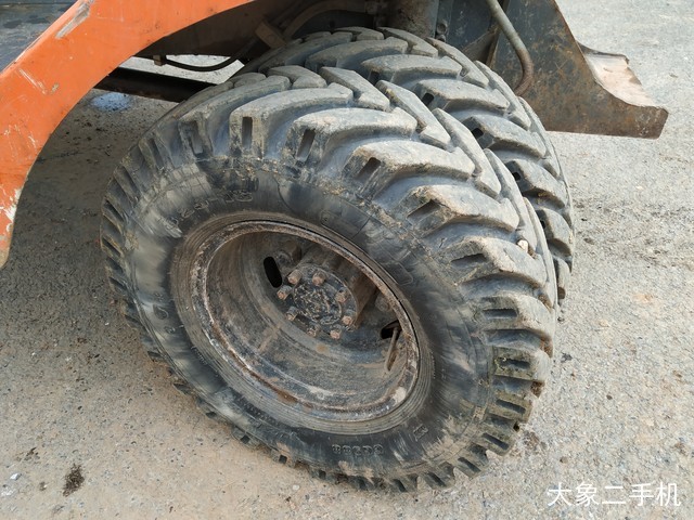 新源 XY75W-8 挖掘机