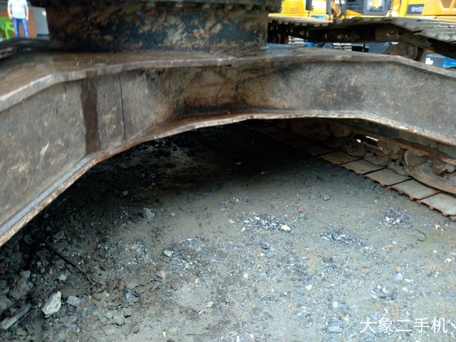 住友 SH240-5 挖掘机