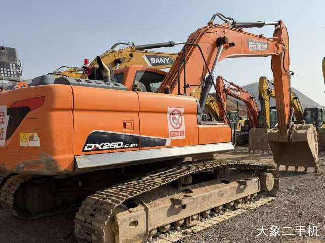 斗山 DH220LC-7 挖掘机