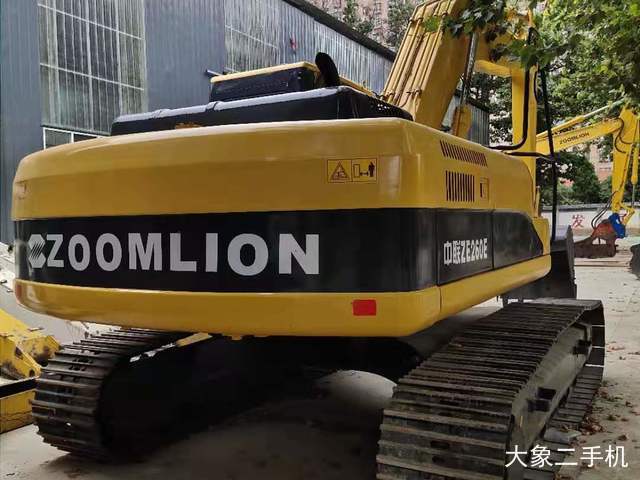 中联重科 ZE260E 挖掘机