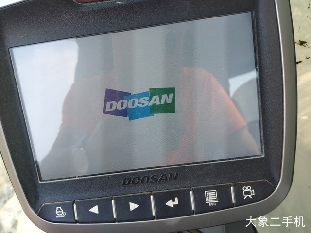 斗山 DX150LC-9C 挖掘机