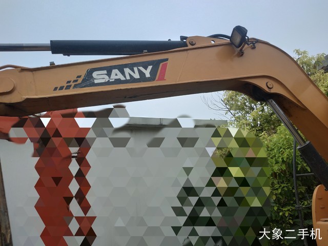 三一重工 SY75C 挖掘机