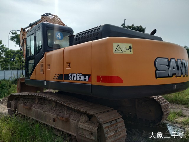 三一重工 SY365C-8 挖掘机
