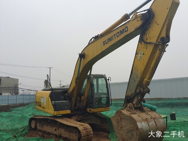 住友 SH210-5 挖掘机