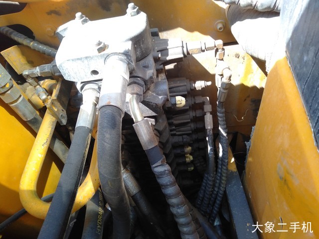 三一重工 SY75C 挖掘机