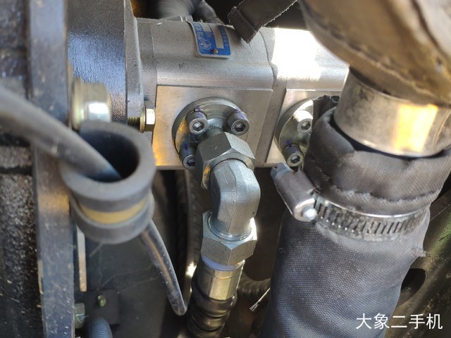 沭工 SG8022 挖掘机