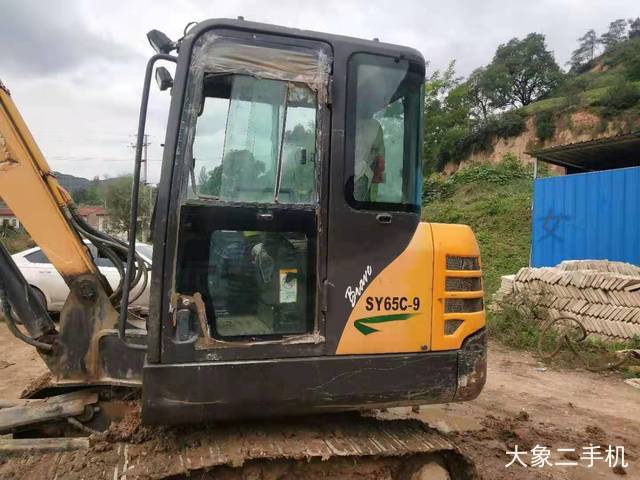 三一重工 SY55C 挖掘机