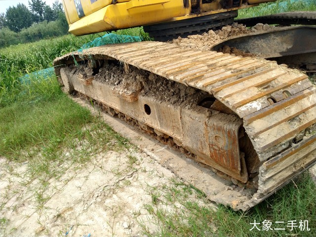 小松 PC240LC-8M0 挖掘机