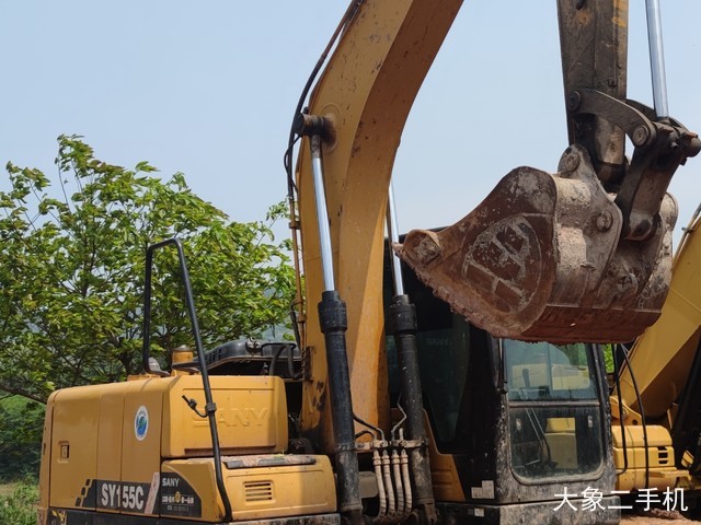 三一重工 SY135C 挖掘机