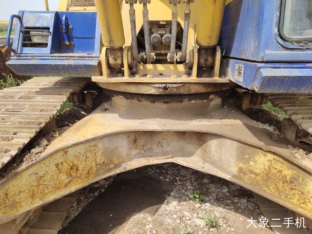 小松 PC200-5 挖掘机