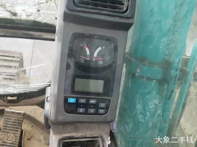 神钢 SK230 挖掘机