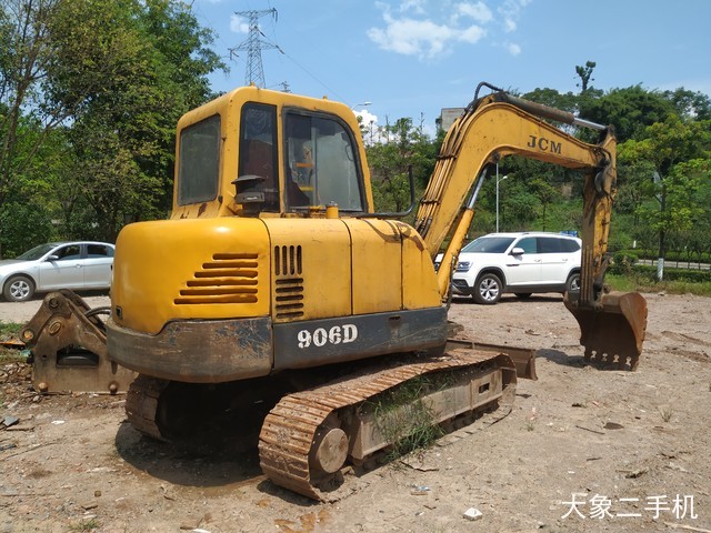 山重建机 JCM906D 挖掘机