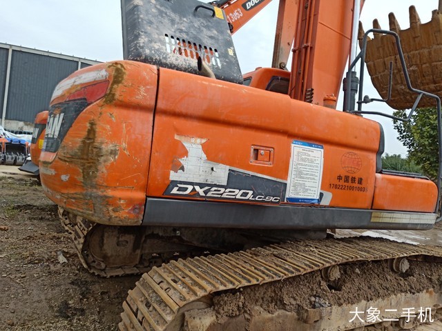 斗山 DX220LC-9C 挖掘机