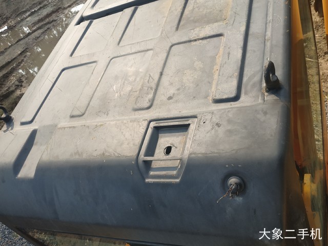 龙工 LG6215 挖掘机