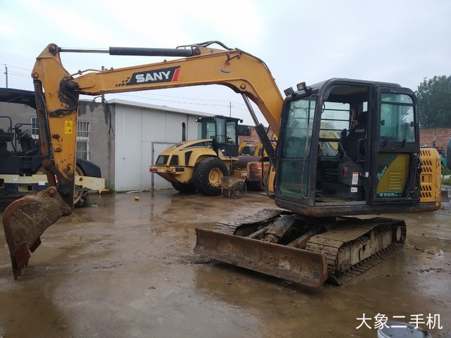 三一重工 SY65C 挖掘机