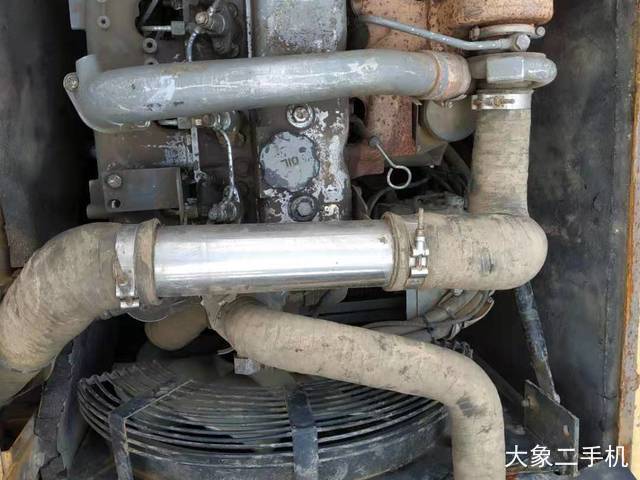 徐工 XE135B 挖掘机