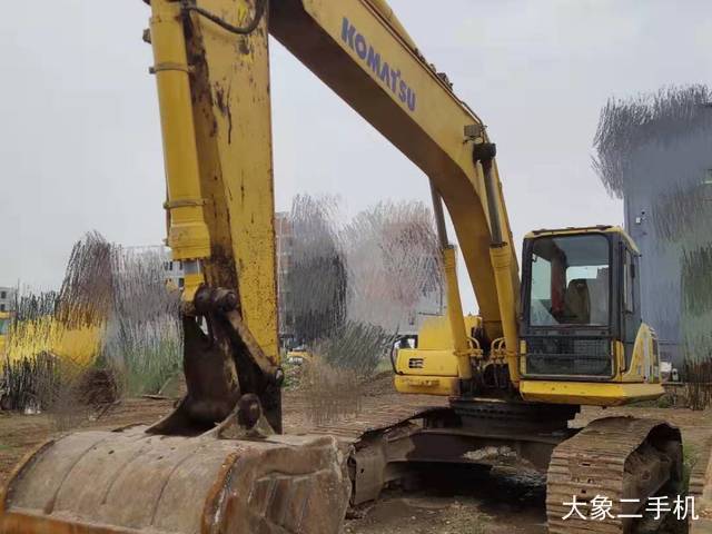 小松 PC270-7 挖掘机