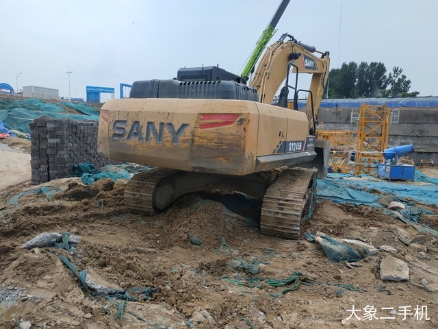 三一重工 SY245H 挖掘机