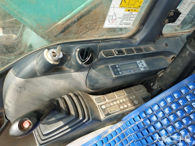 神钢 SK260LC-8 挖掘机