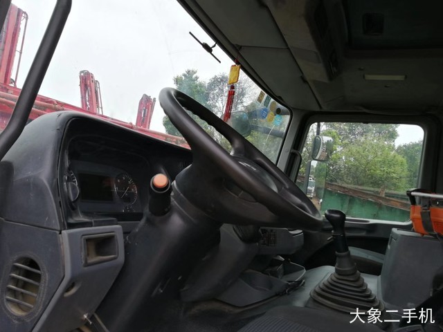 中联重科 ZLJ5413THB125-49 泵车