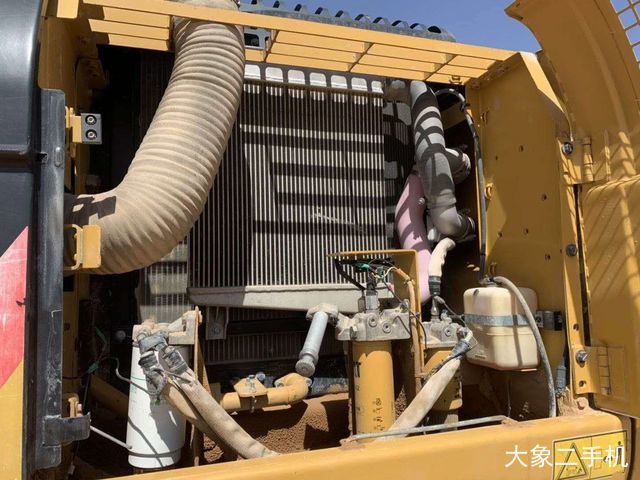 卡特彼勒 326DL 挖掘机