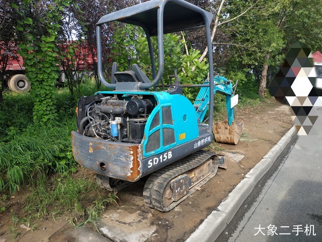 山鼎重工 SD-18 挖掘机