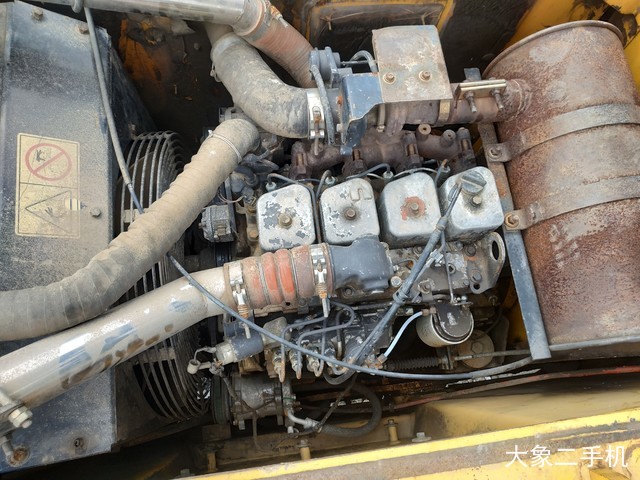 现代 R150LC-7 挖掘机