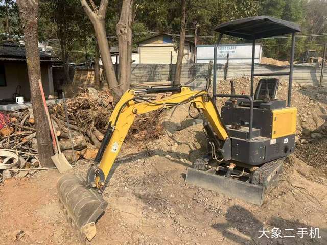 犀牛重工 XN16 挖掘机