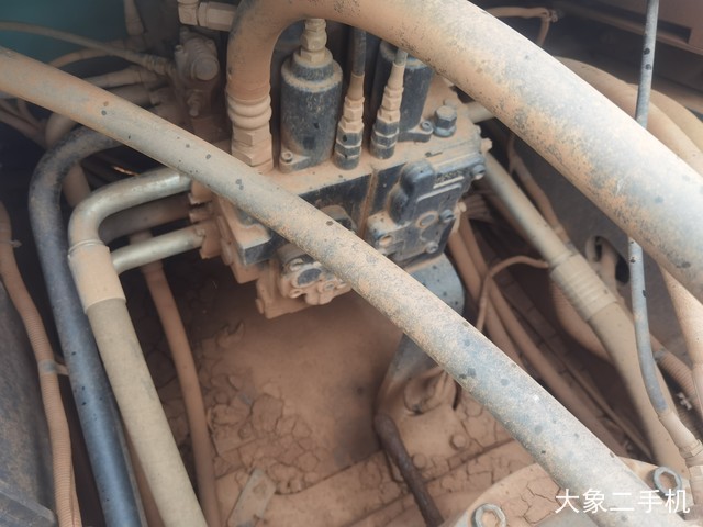 神钢 SK350LC-8 挖掘机