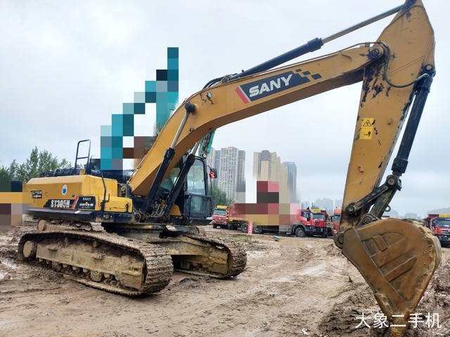 三一重工 SY265C 挖掘机