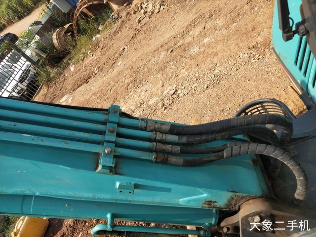 神钢 SK60-C 挖掘机