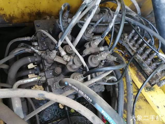 神钢 SK250LC-8 挖掘机